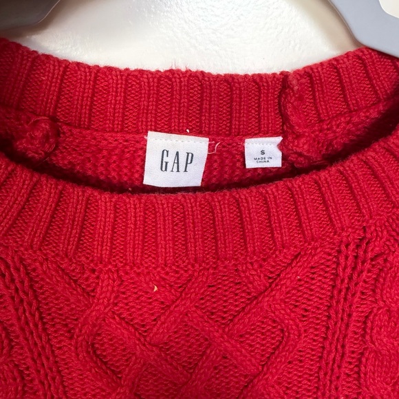 Women's Red Cable Knit Sweater Gap Size S - Picture 3 of 8